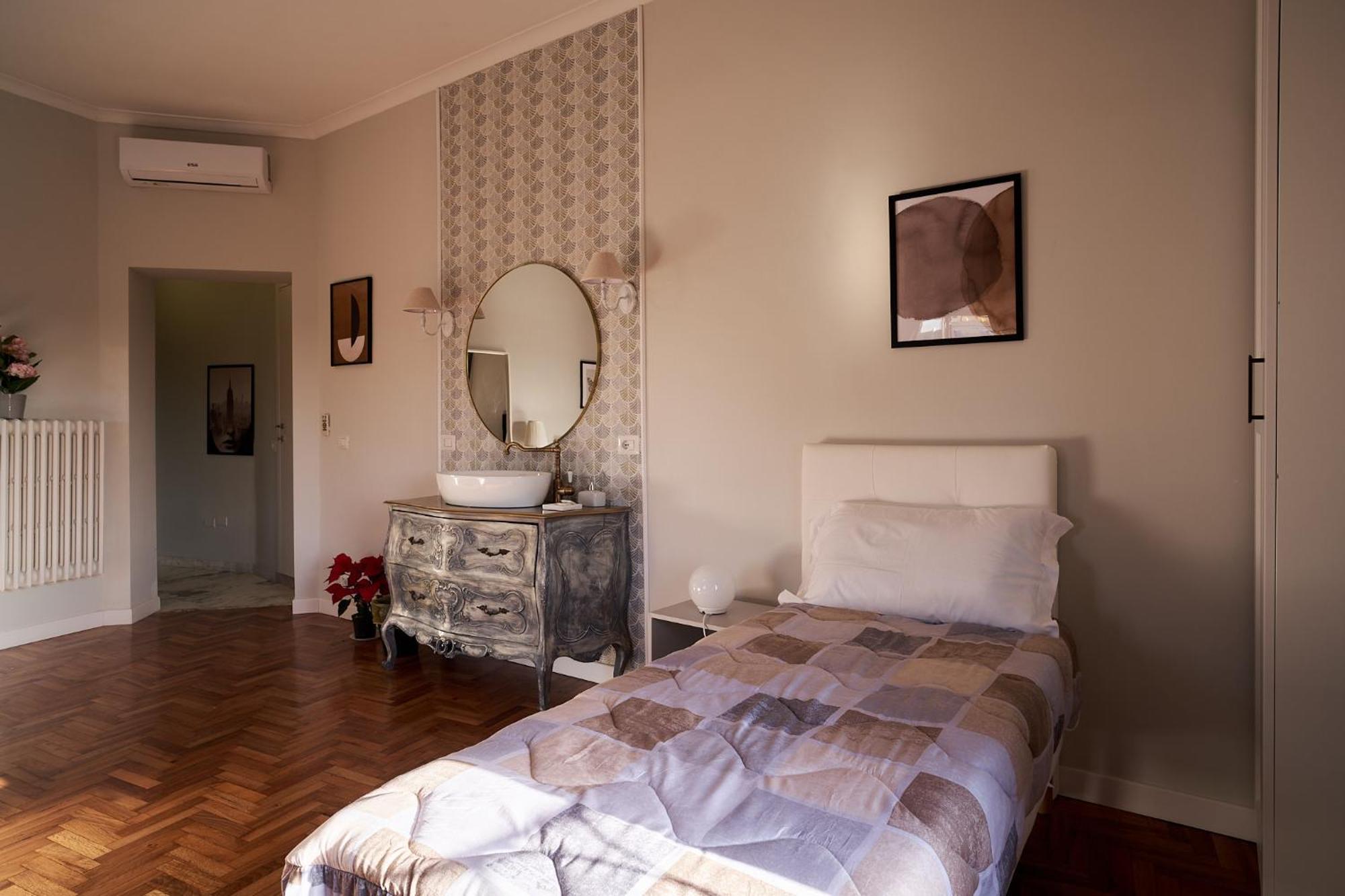 Bonavista Inn Rome Bagian luar foto